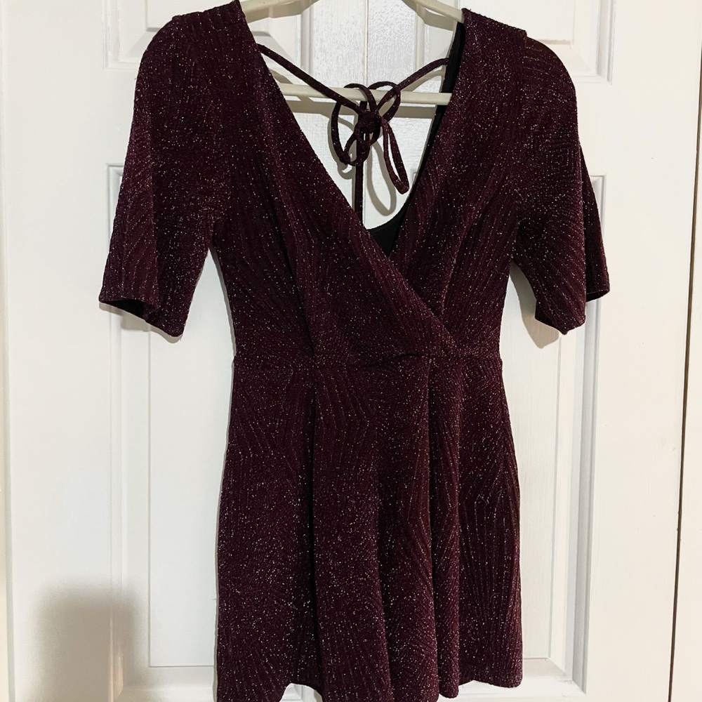 ✨GORGEOUS ALYA ROMPER✨ - Picture 3 of 7